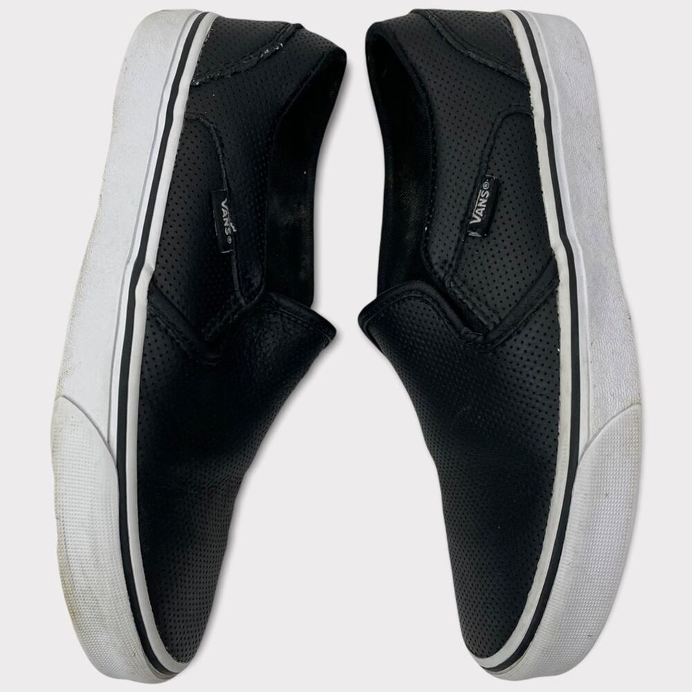 Vans slip on sneaker black faux leather women’s 6.5